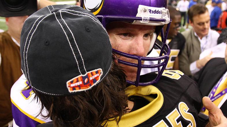 New Orleans Saints proti Minnesoti Vikingsom. Brees proti Favru. Že prva tekma b