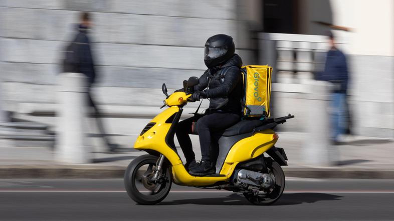 dostava na dom Glovo