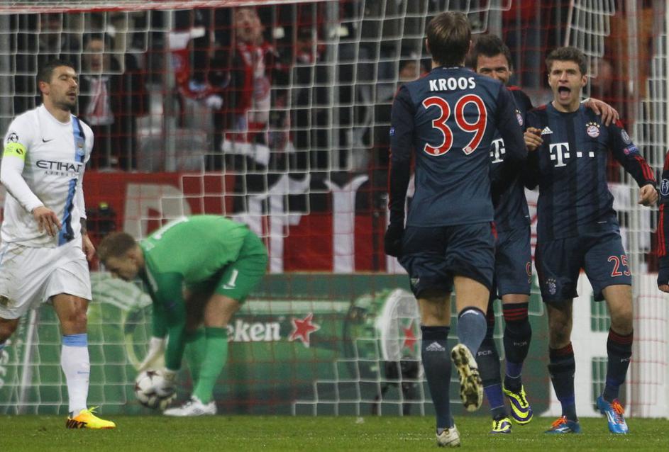 Kolarov Hart Müller Mandžukić Kroos Bayern Manchester City