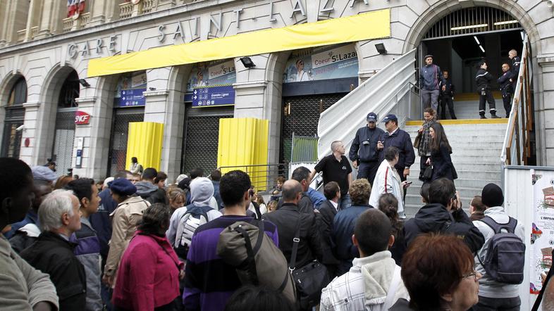 Saint-Lazare, železniška postaja, Pariz, bomba, bombni preplah