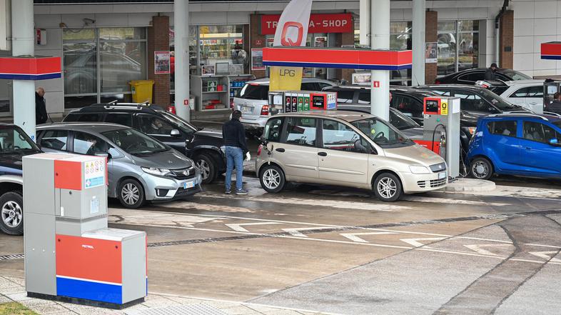 bencinski servis Petrol