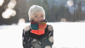 Zima, sneg, kapa, šal