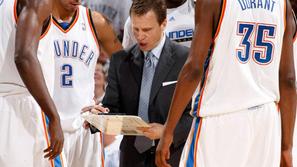 1. Scott Brooks (Oklahoma City Thunder), 480 glasov