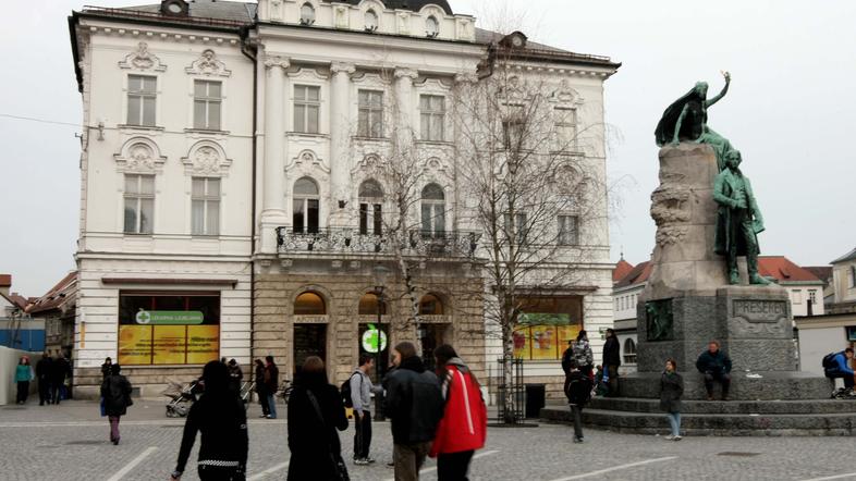 Hotela v stavbi na Prešernovem trgu zagotovo ne bo, pravi Nevenka Zekić, direkto