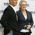 Pierce Brosnan je z užitkom sprejel vlogo moža Meryl Streep.