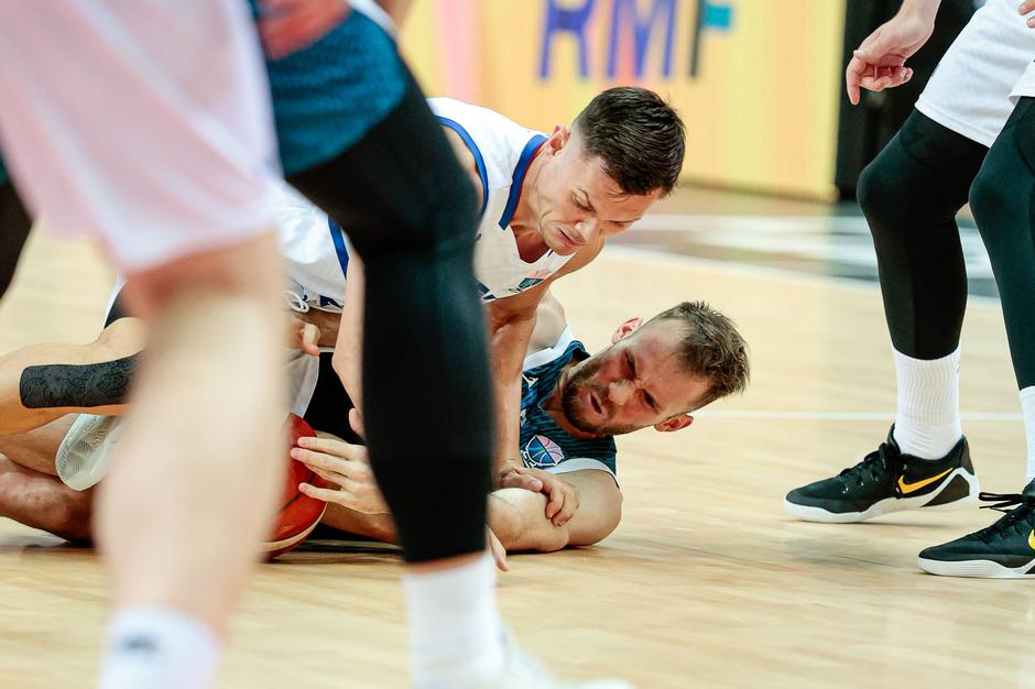 eurobasket 2025 Island Slovenija, leon stergar | Avtor: Saša Despot