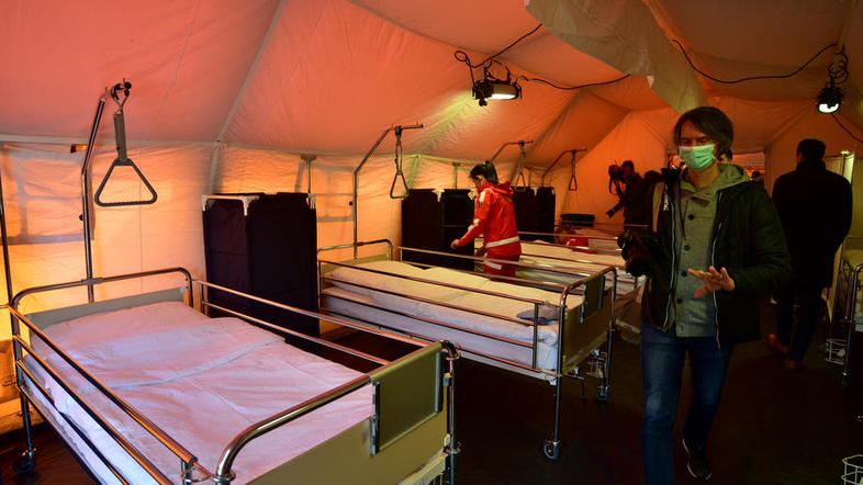 Vojaška bolnišnica Role