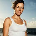 Evangeline Lily igra Kate – pogumno dekle, ki se ljubimka s Sawyerjem in ljubi J