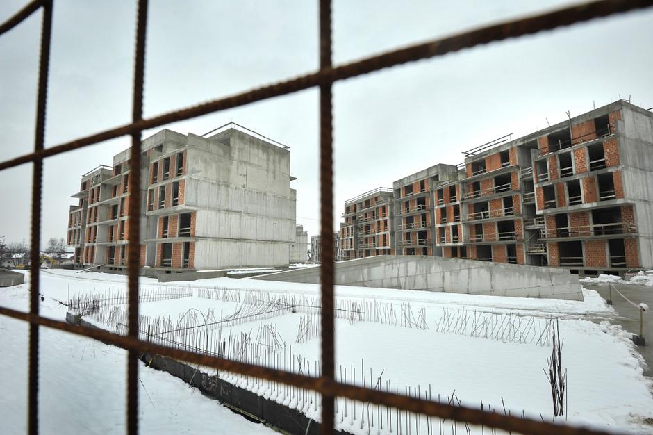 slovenija 24.01.13, stanovanja, gradbisce, stanovanje, stanovanjska soseska Brdo | Avtor: Anže Petkovšek