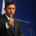 Pahor meni, da bi lahko že razpis referenduma vznemiril finančne trge. (Foto: Ni