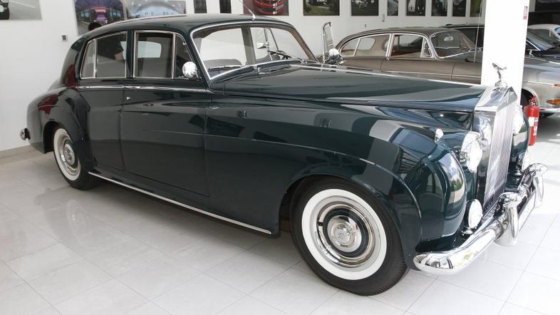 Rolls royce silver cloud