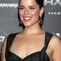 Neve Campbell