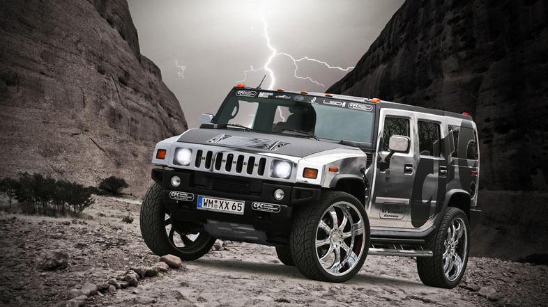 CFC je v delavnico zapeljal hummer H2. (Foto: CFC)