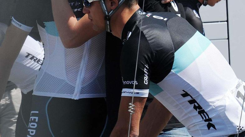 Weylandt je umrl v ponedeljek po padcu med spustom z gore Bocco, približno 25 ki