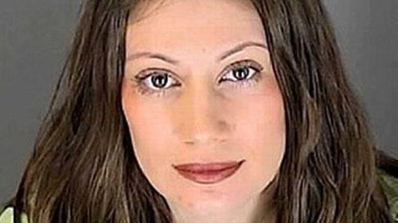 Obtožena mati pravi, da je nedolžna.