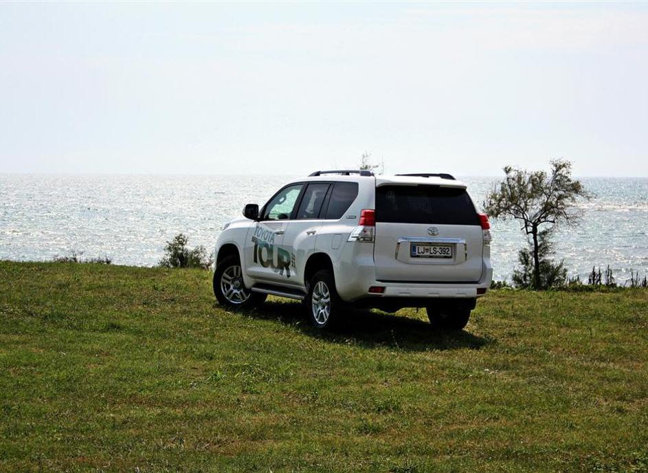 Toyota land cruiser professional premium executive navi 3.0 D-4D 5D aut. 