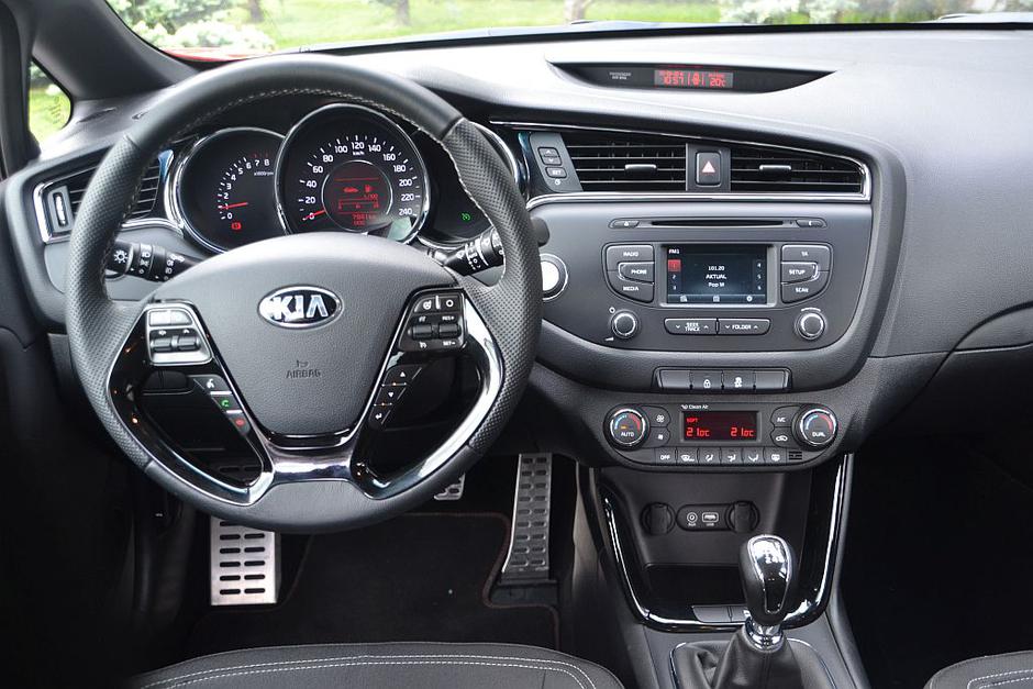 Kia ceee'd | Avtor: Gregor Prebil