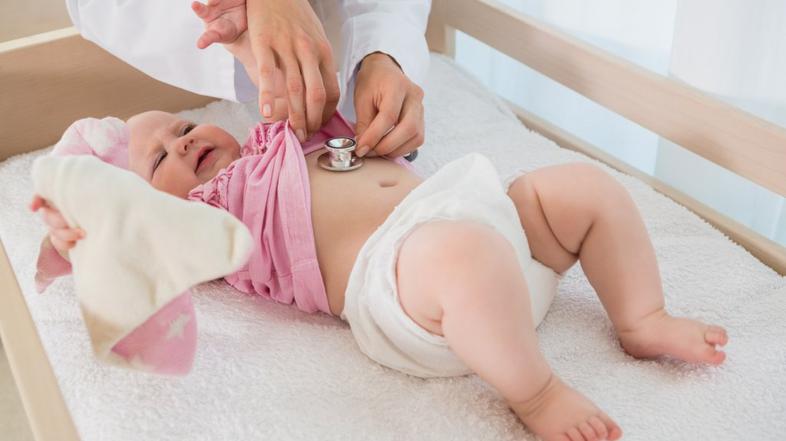 Dojenček pri pediatru