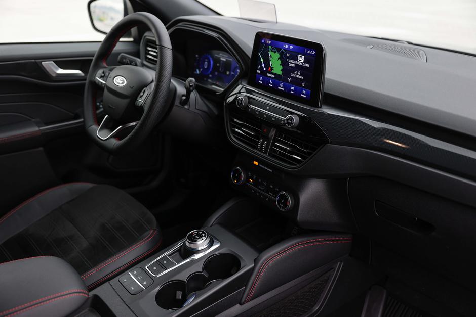 Ford Kuga PHEV | Avtor: Saša Despot