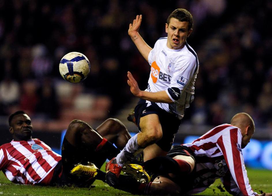 Alan Hutton John Mensah Jack Wilshere