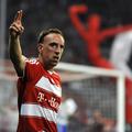 Franck Ribéry bo vsaj še nekaj časa branil barve Bayerna, saj Uli Hoeness zdaj z