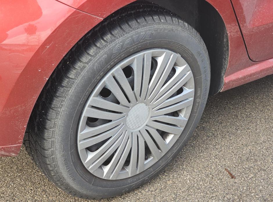 pnevmatike, gume | Avtor: Matija_Janežič