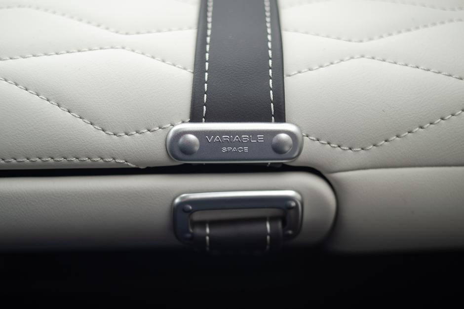 Dongfeng Box | Avtor: Anže Petkovšek