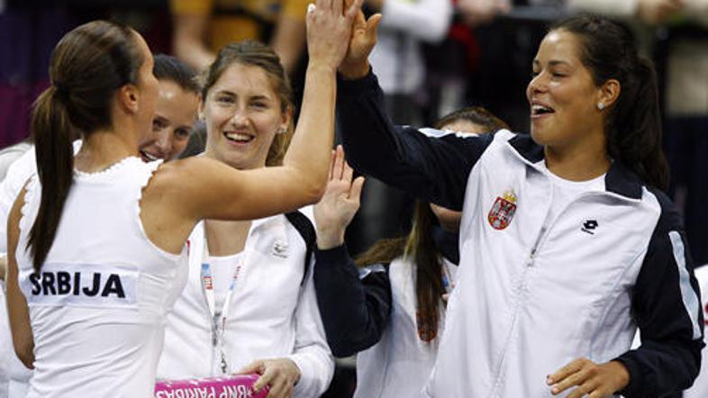 Jelena Janković in Ana Ivanović sta se prvič v karieri veselili zmage na domačih