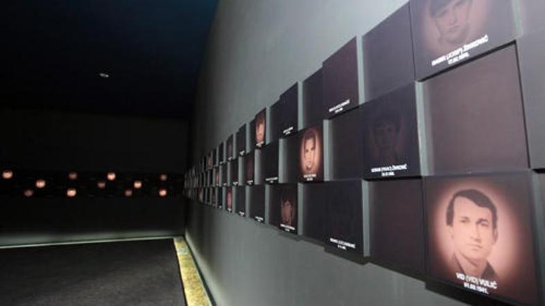 Ovčaro letno obišče 100.000 ljudi.