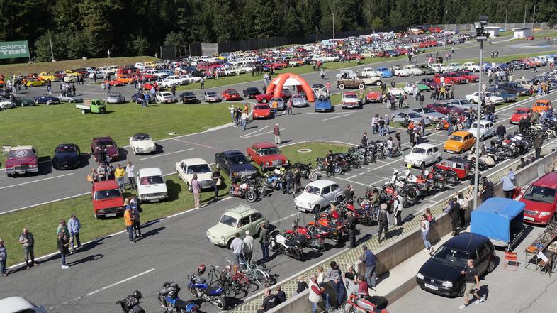 SVAMZ, starodobniki, zastava 750, fičko, slovenska veteranska avtomoto zveza