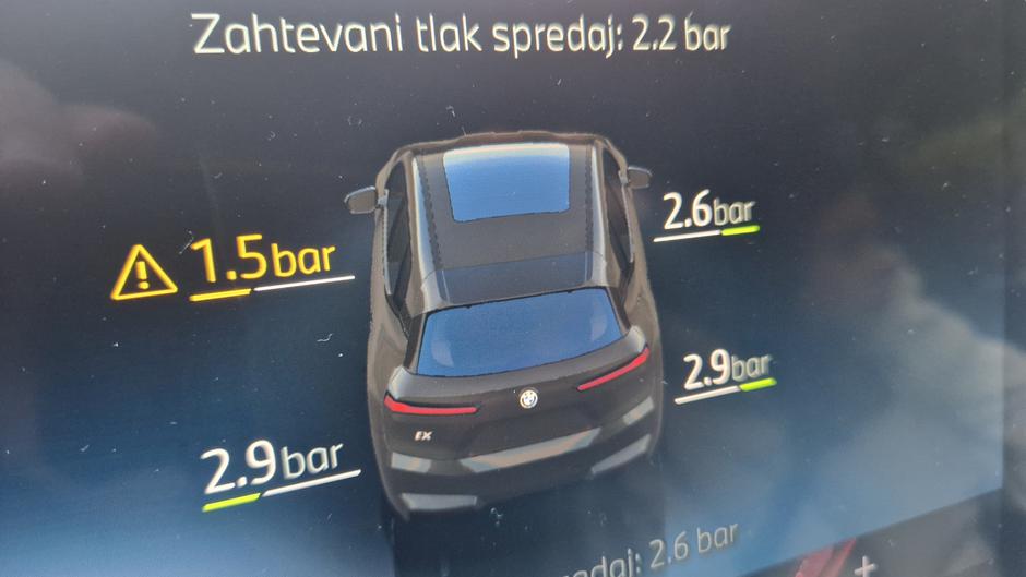 Opozorilo na tlak v pnevmatiki | Avtor: Gregor Prebil