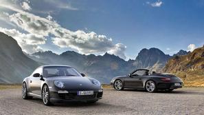 Porsche 911 black edition