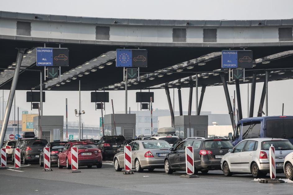 mejni prehod Obrežje