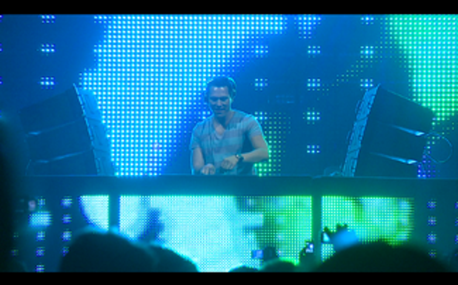 Tiësto je pred Ljubljano obiskal Sarajevo.