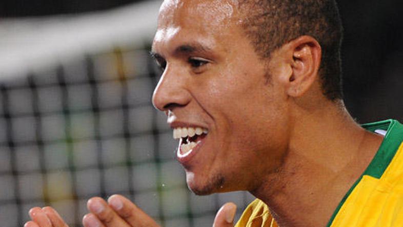 Luis Fabiano navdušuje v dresu Brazilije in Seville. In kje bo navduševal jeseni