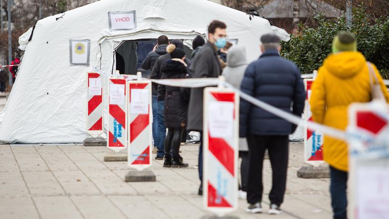 Testiranje za covid-19 v Kranju