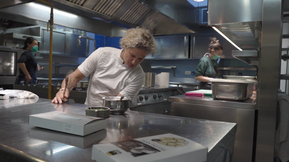 TUŠ - Tudi med zaprtjem Hiše Franko Ana Roš ustvarja v sodelovanju s Tušem. | Avtor: Tudi med zaprtjem Hiše Franko Ana Roš ustvarja v sodelovanju s Tušem.