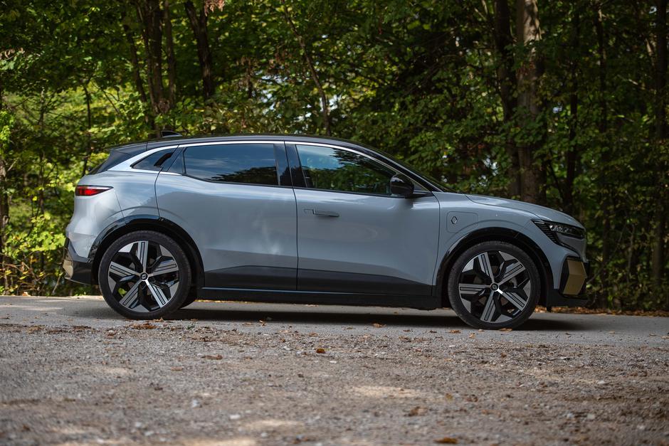 Megane | Avtor: Anže Petkovšek