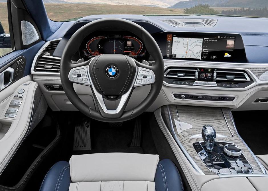 BMW X7 | Avtor: BMW