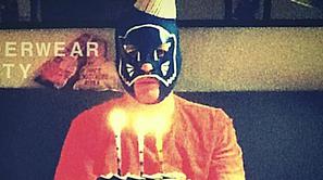 Naslovnica prvega albuma, posnetega z ipadom, ki ga lahko brezplačno poslušate n