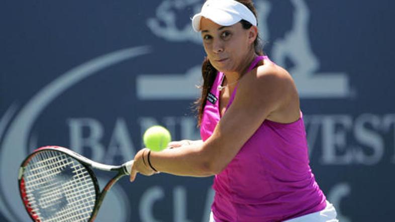 Marion Bartoli je presenetljiva zmagovalka Stanforda, saj je večina stavila na V