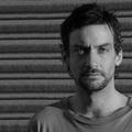 Nadarjeni multiinstrumentalist, producent in didžej Simon Green, bolje znan kot 