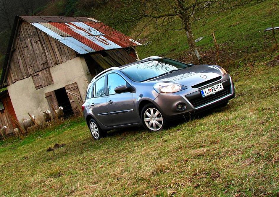 Clio je tako kot januarja, tudi februarja najbolj prodajan model v Sloveniji. (F