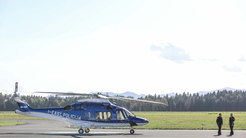 nov policijski helikopter AW169