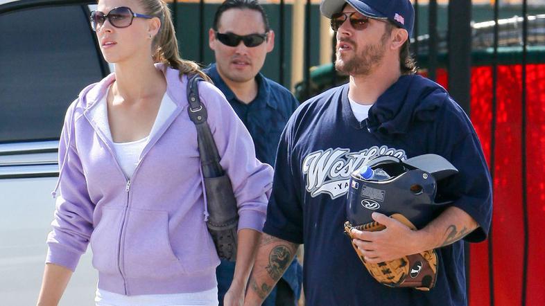 Za pet mesecev nosečo Victorio bo to prvi otrok. (Foto: Flynet)