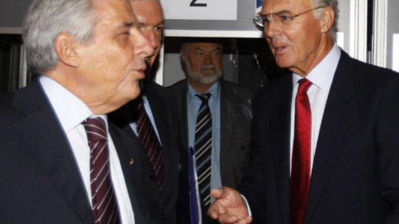 Franz Beckenbauer je potrdil povečanje števila udeleženk na Euru.