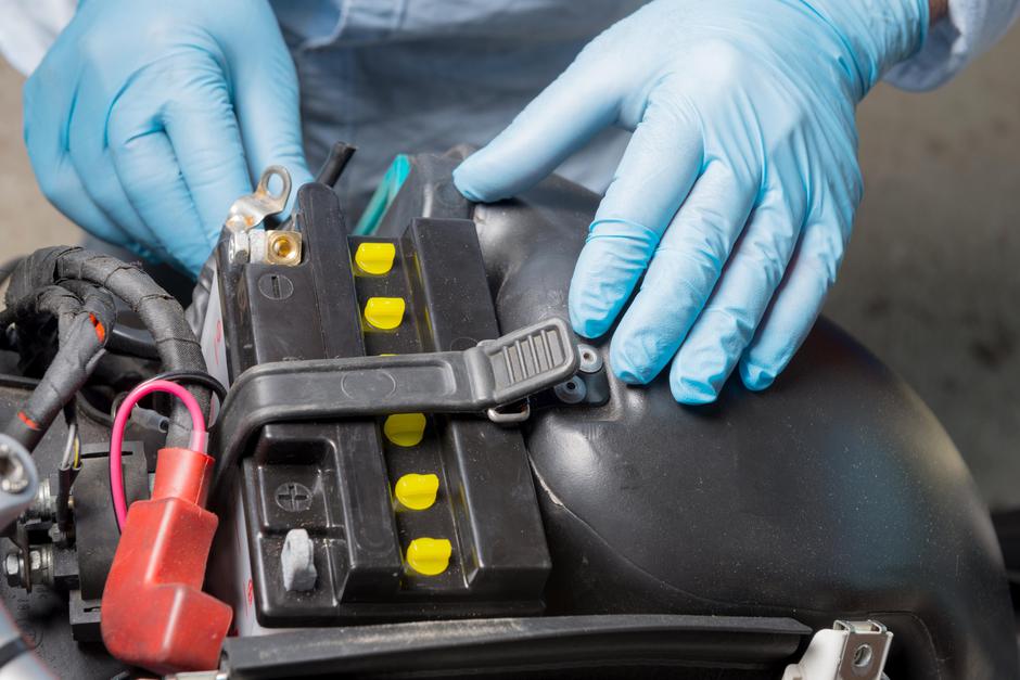 Akumulator za motor | Avtor: Profimedia