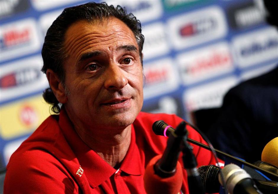 Revolucija se je začela - njen vodja Cesare Prandelli. (Foto: Reuters) | Avtor: Žurnal24 main