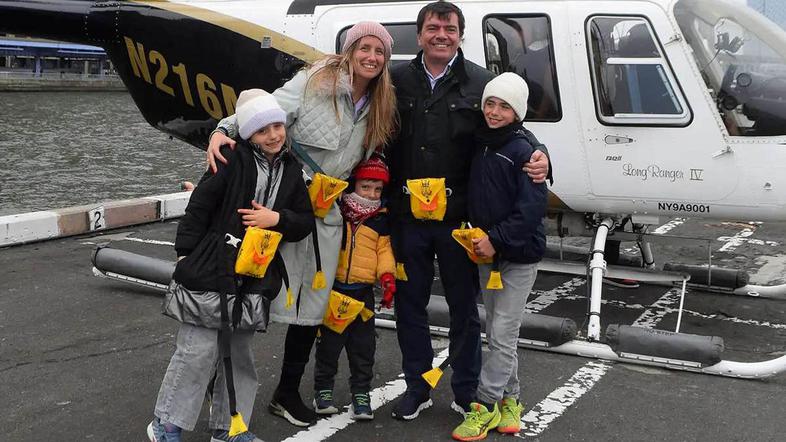 Mercè Camprubí Montal, Agustin Escobar