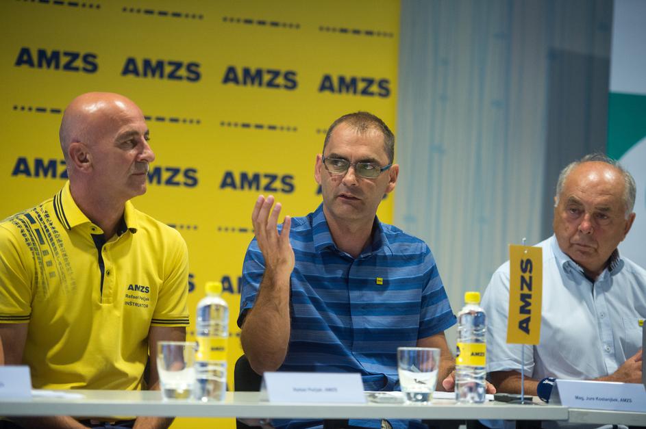 Varna vožnja s šolskim avtobusom